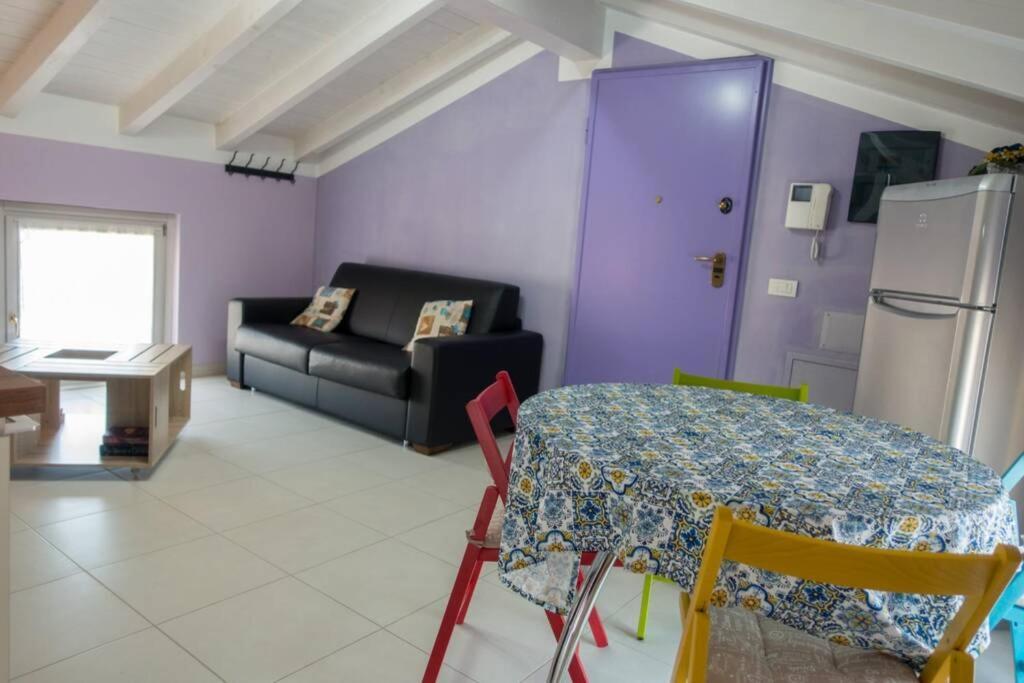Viole, Cozy Attic Set In The Old Town Next To The Apartment *